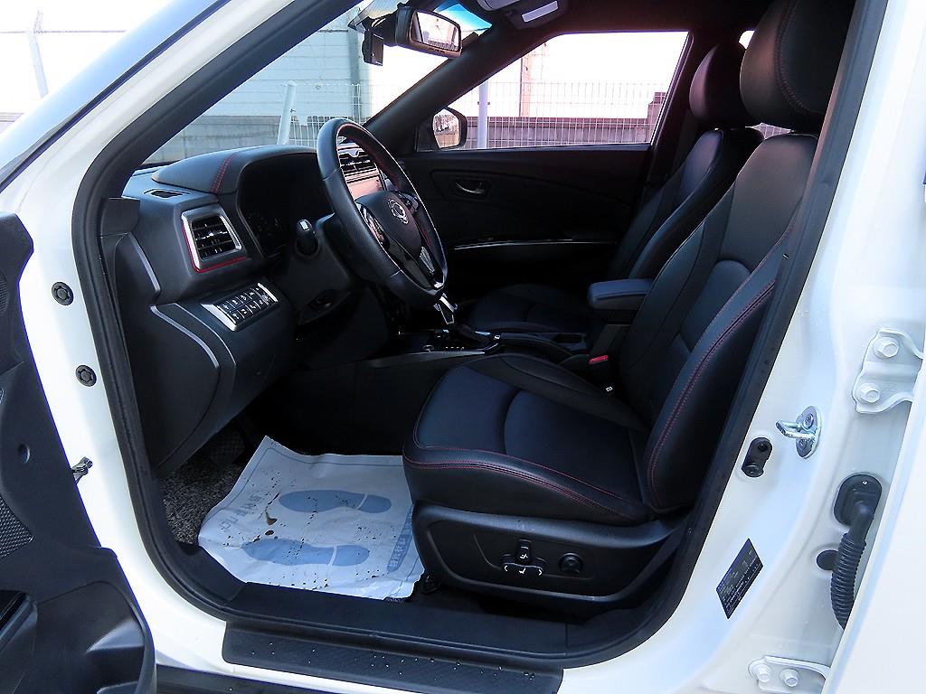 Ssangyong Tivoli - Vista 5