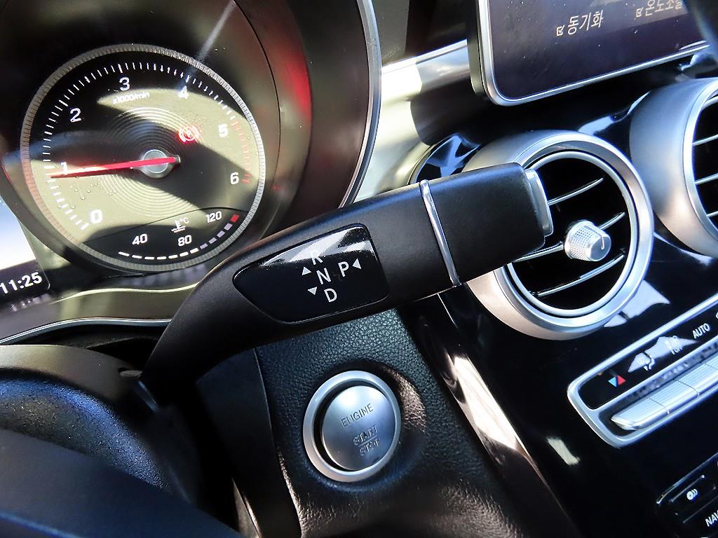 Mercedes Benz GLC Class - Vista 10