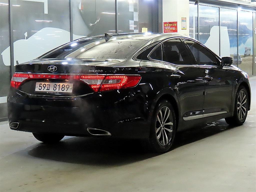 HYUNDAI Grandeur - Vista 4
