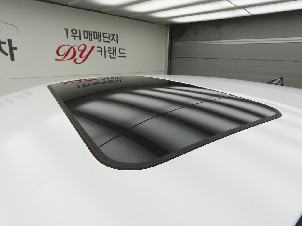 HYUNDAI Avante 2022 Blanco - Importación desde Corea - HF Imports Iquique - Foto 16