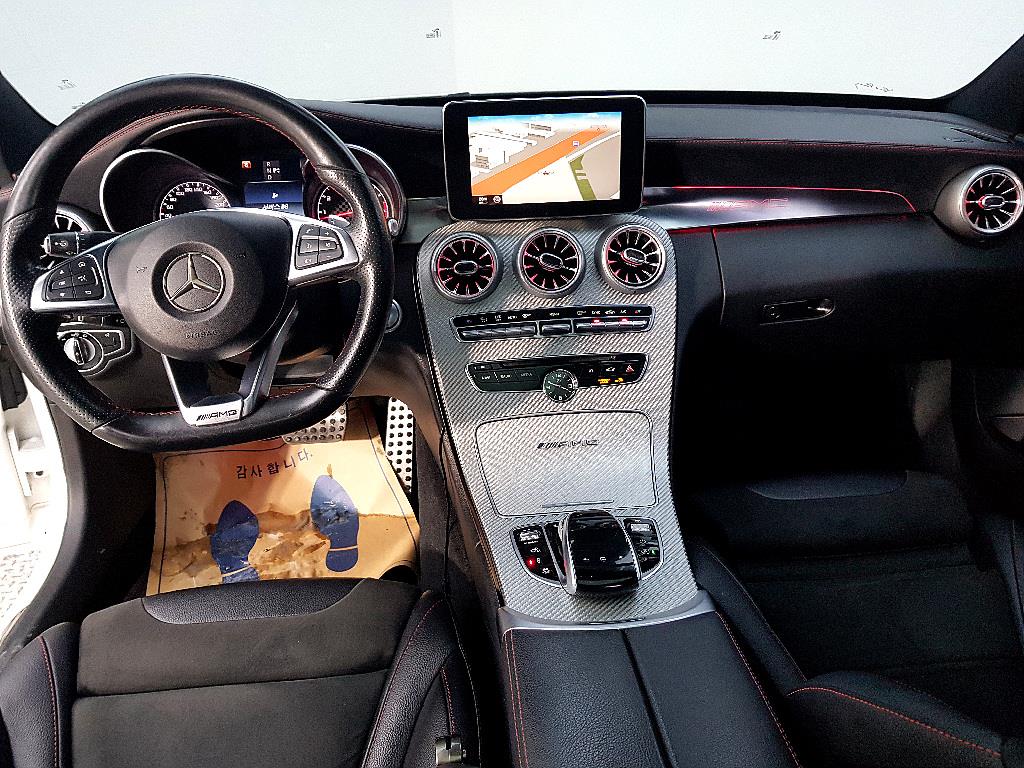 Mercedes Benz C Class - Vista 5