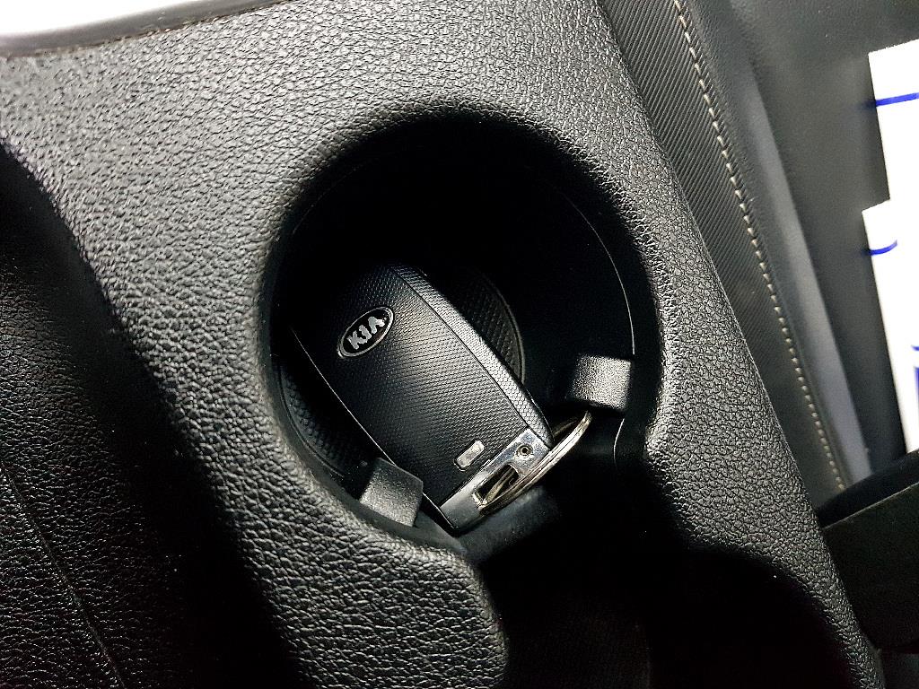 KIA Sportage 2016 Blanco - Importación desde Corea - HF Imports Iquique - Foto 13