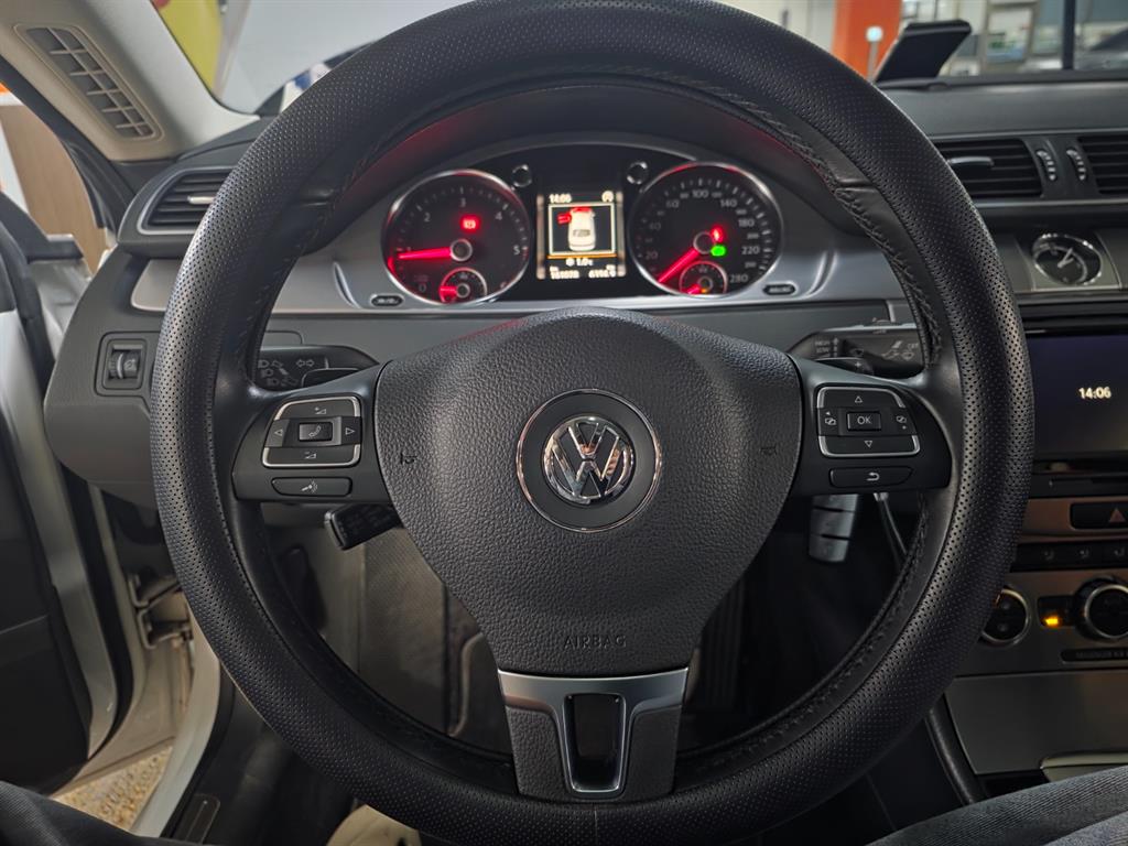 Volkswagen CC - Vista 8