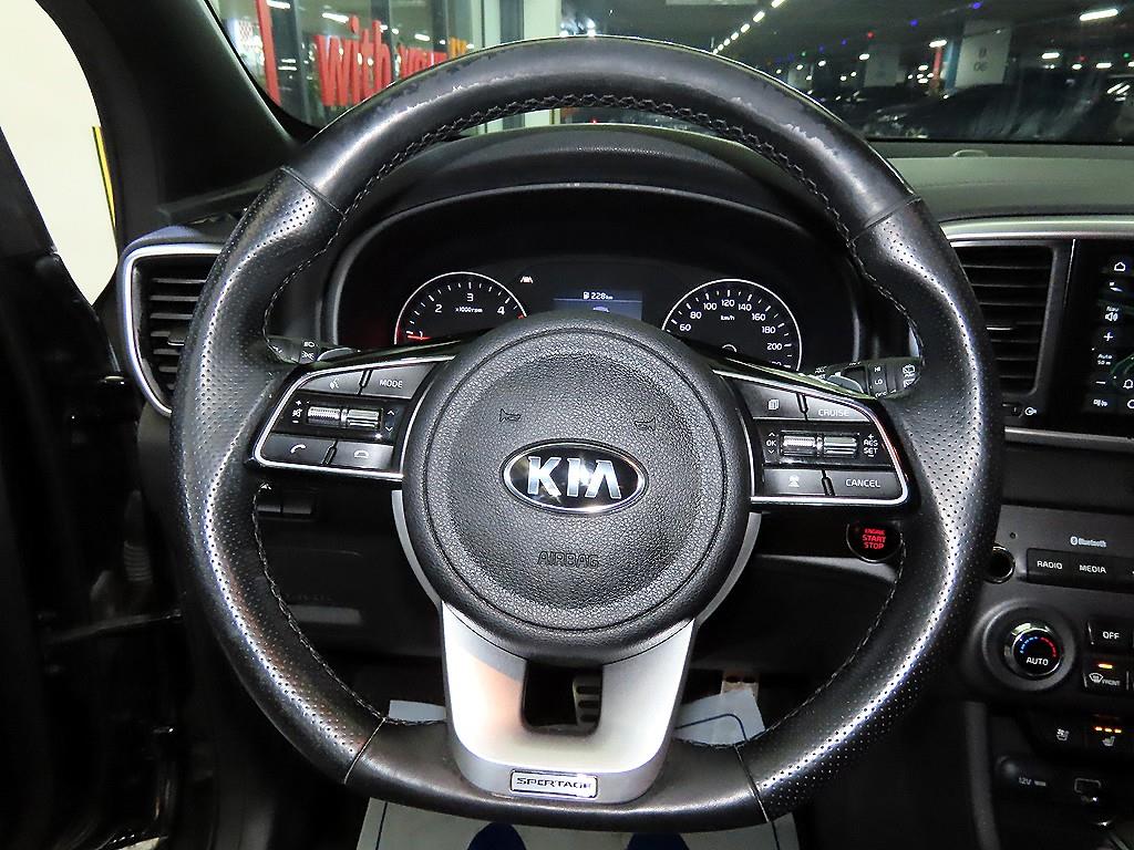 KIA Sportage - Vista 8