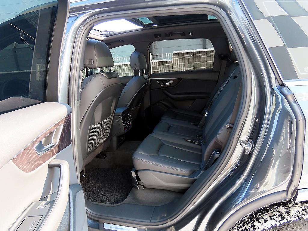 Audi Q7 - Vista 6
