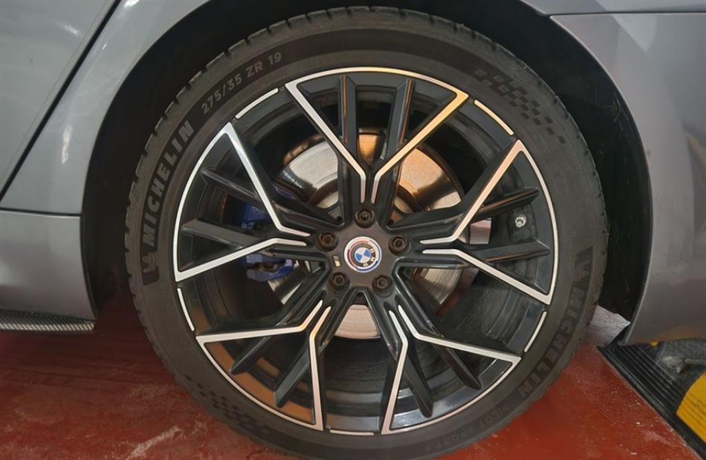 BMW 5 Series 2017 Gris - Importación desde Corea - HF Imports Iquique - Foto 15