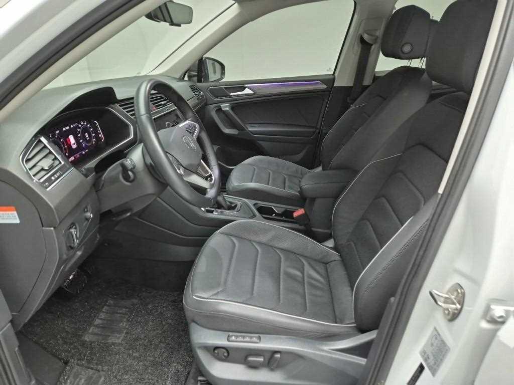 Volkswagen Tiguan - Vista 11