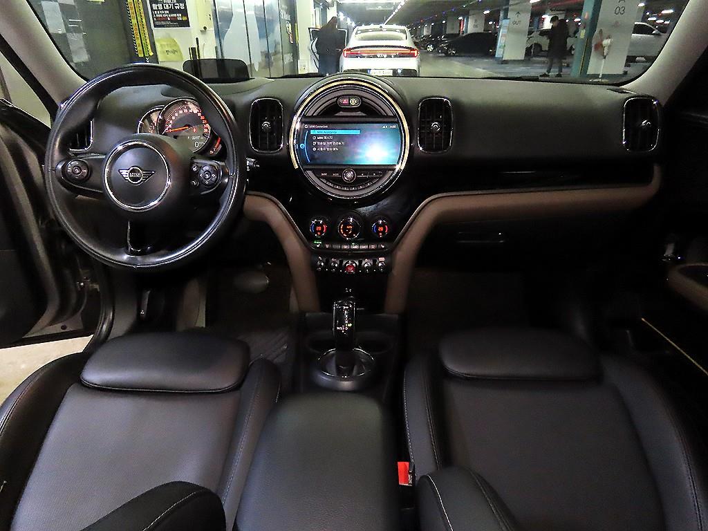 Mini Countryman - Vista 10