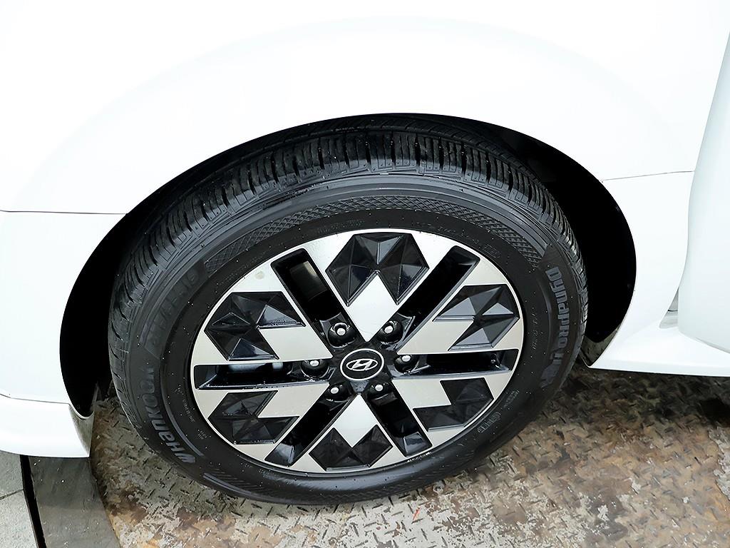 HYUNDAI Staria 2023 Blanco - Importación desde Corea - HF Imports Iquique - Foto 7