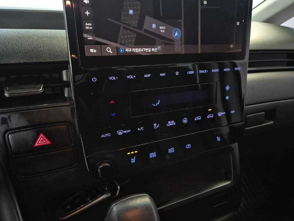 HYUNDAI Staria 2022 Plateado - Importación desde Corea - HF Imports Iquique - Foto 16