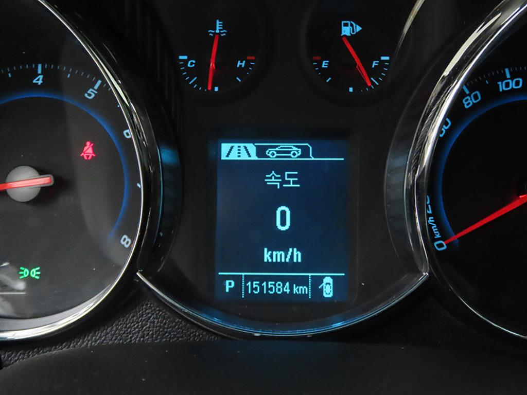 Chevrolet Cruise - Vista 8