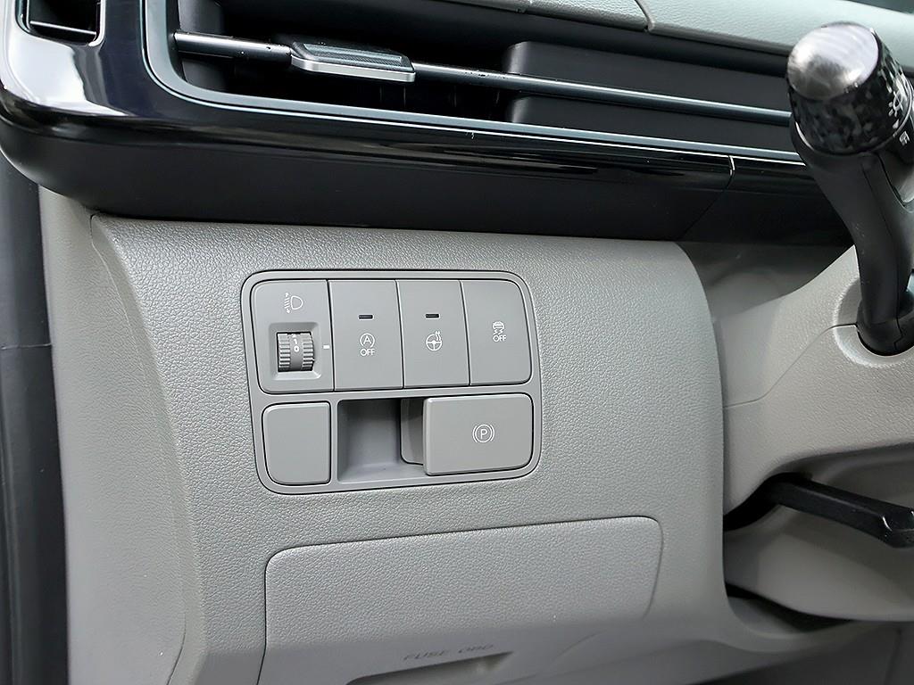 HYUNDAI Staria 2023 Blanco - Importación desde Corea - HF Imports Iquique - Foto 13