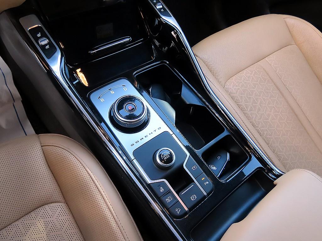 KIA Sorento - Vista 11