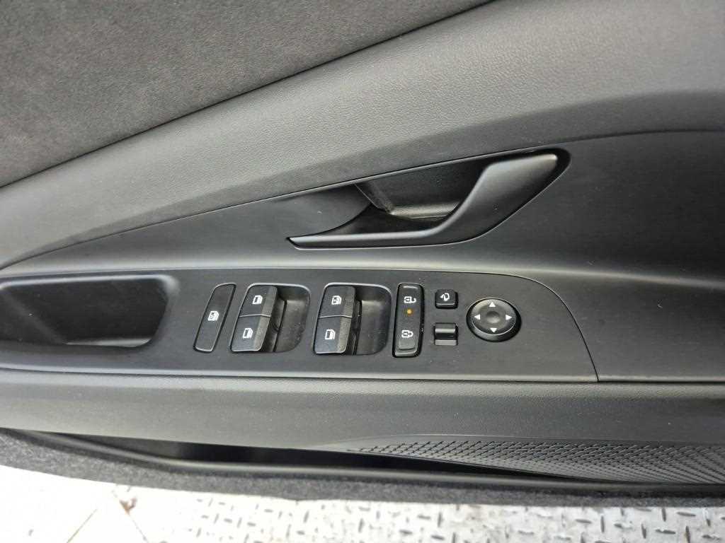 HYUNDAI Avante 2025 Blanco - Importación desde Corea - HF Imports Iquique - Foto 18