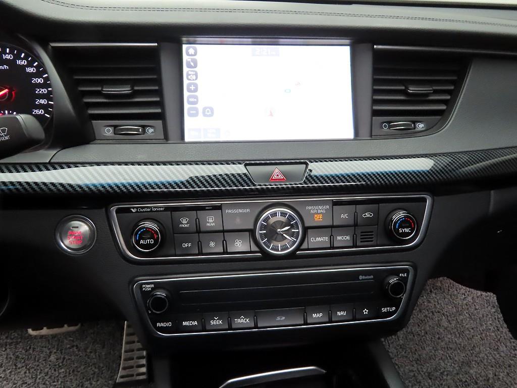 KIA K7 - Vista 9