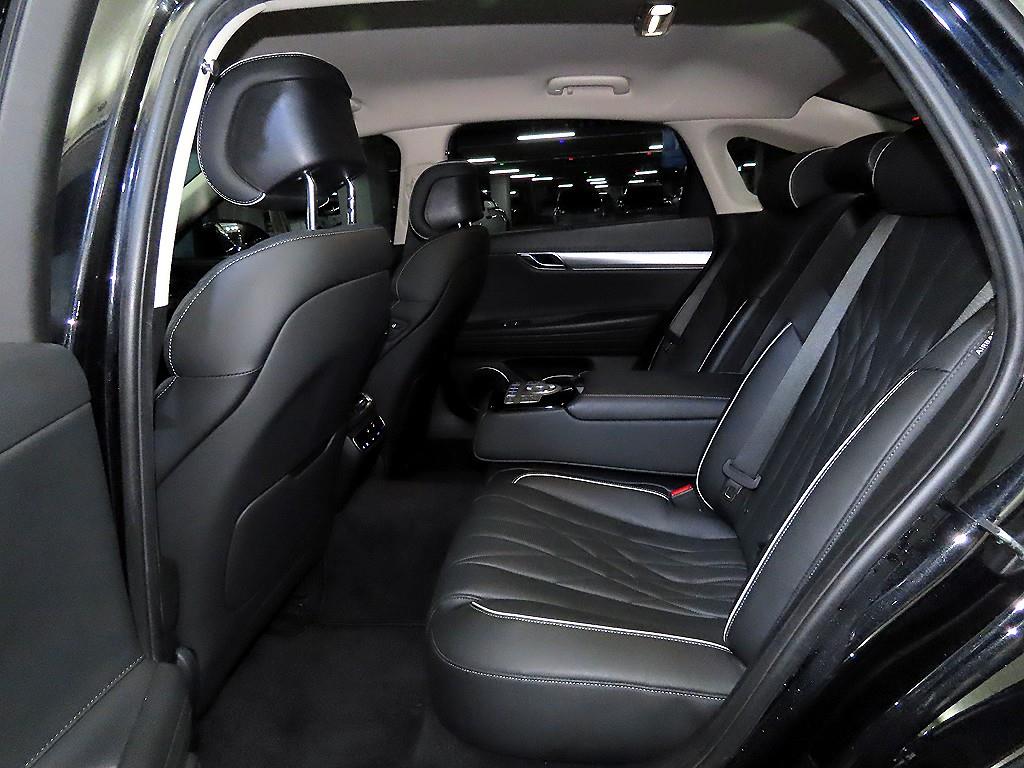 Genesis G80 - Vista 7