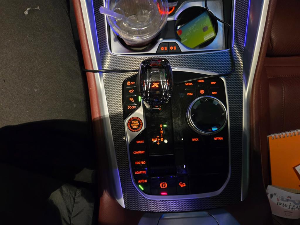 BMW X6 2021 Café - Importación desde Corea - HF Imports Iquique - Foto 16