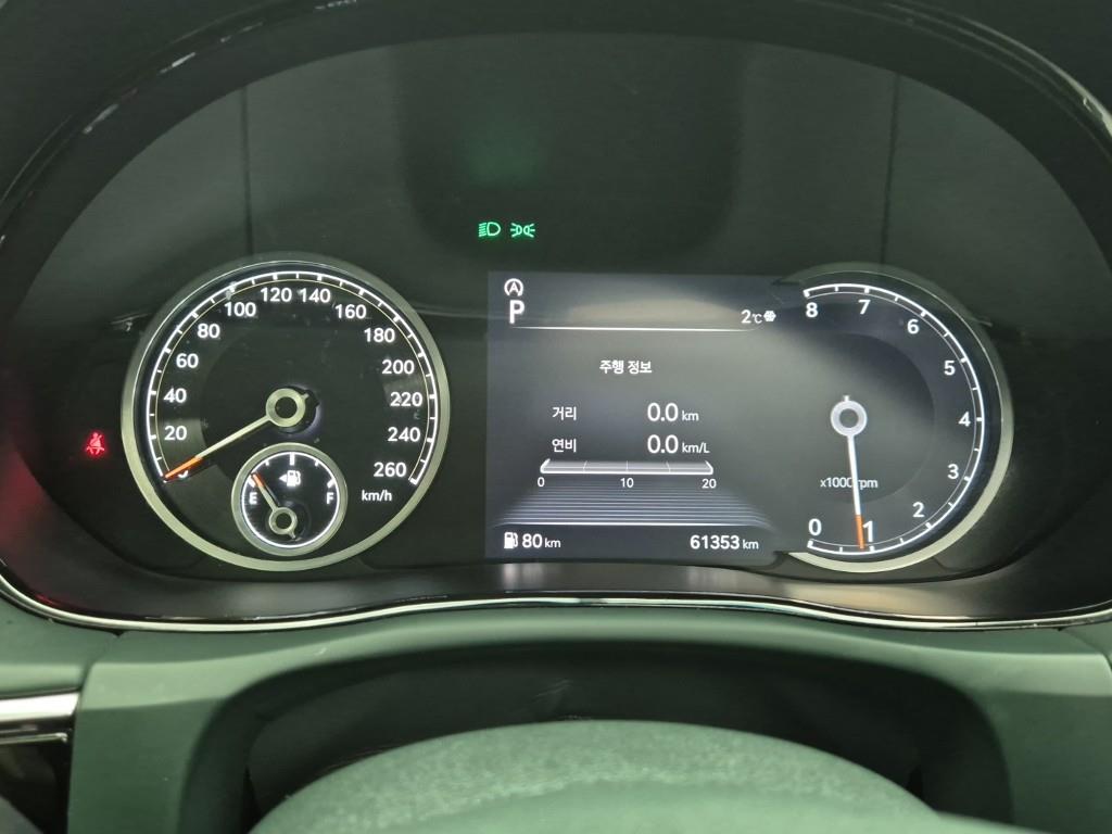 Genesis GV70 - Vista 7