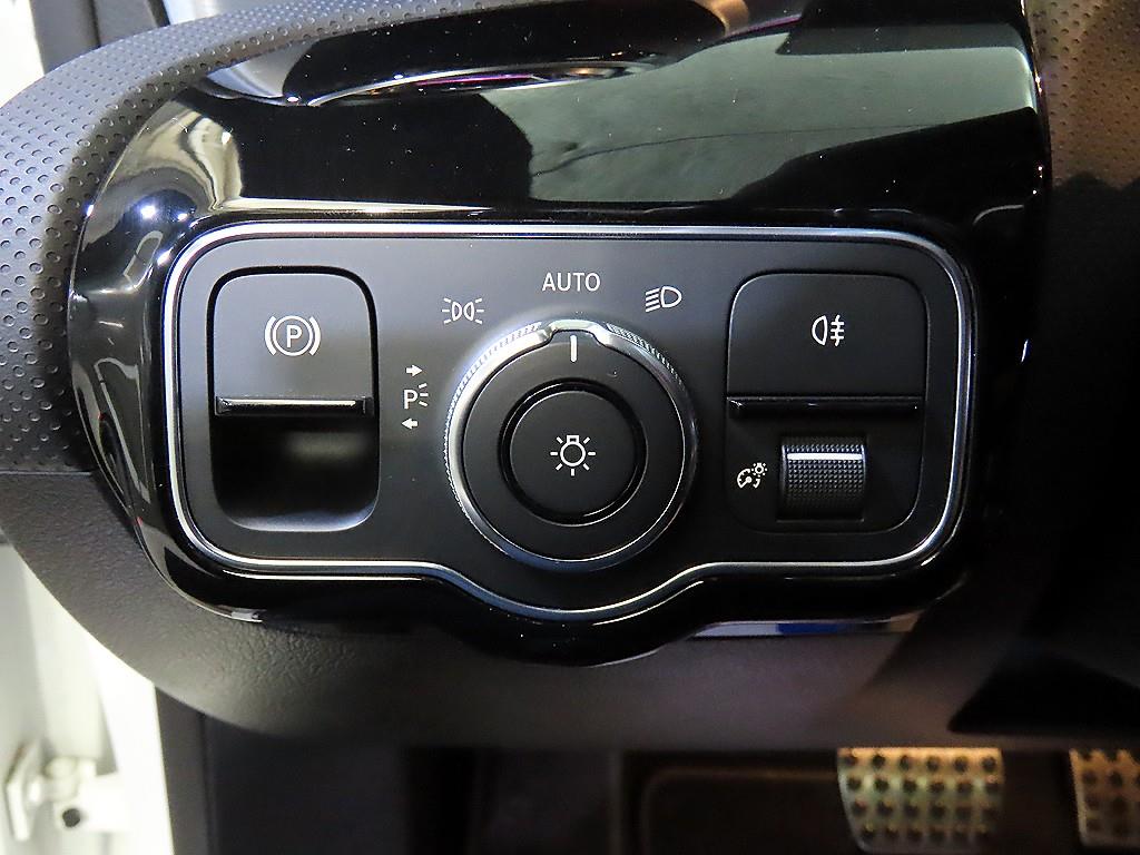 Mercedes Benz CLA Class 2021 - Importación desde Corea - HF Imports Iquique - Foto 14