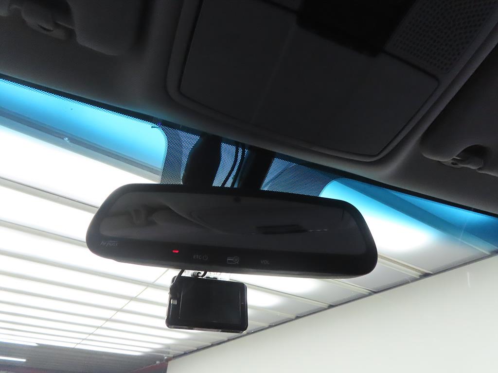 HYUNDAI Grandeur - Vista 12