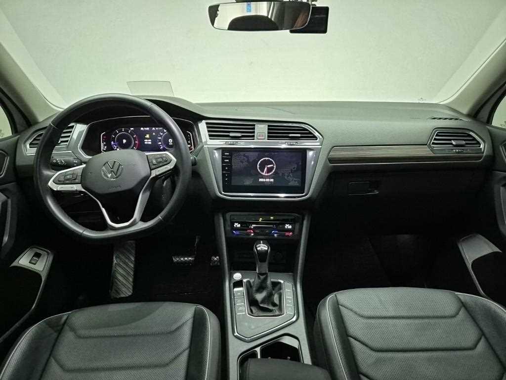 Volkswagen Tiguan - Vista 7