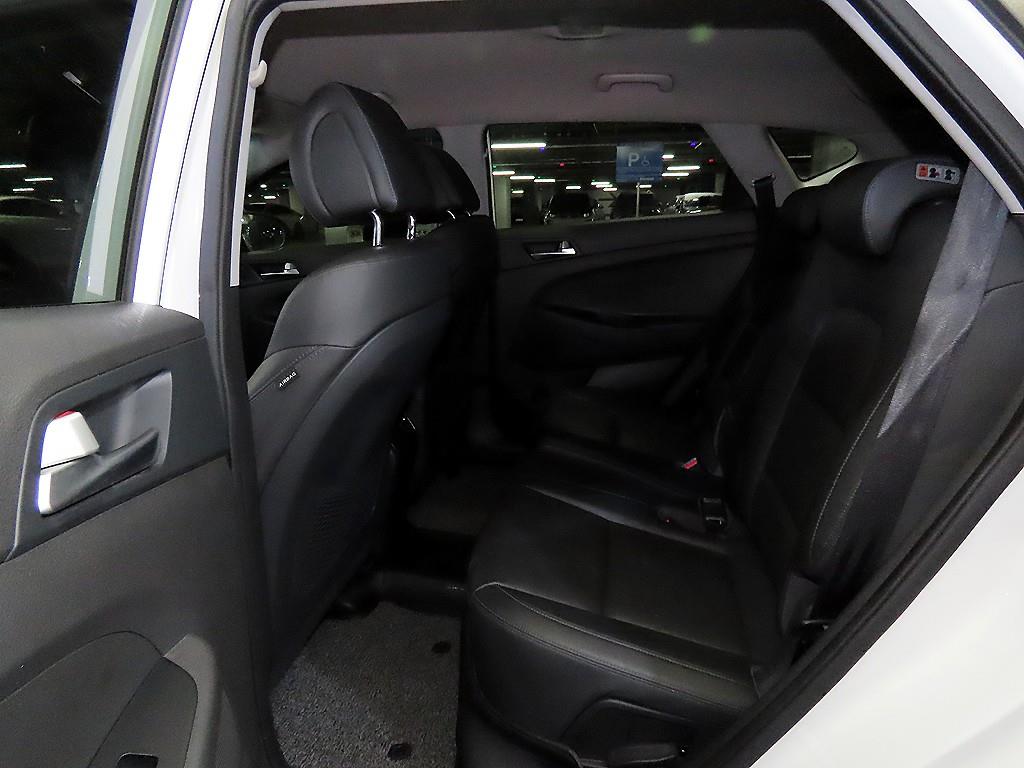 HYUNDAI Tucson - Vista 7