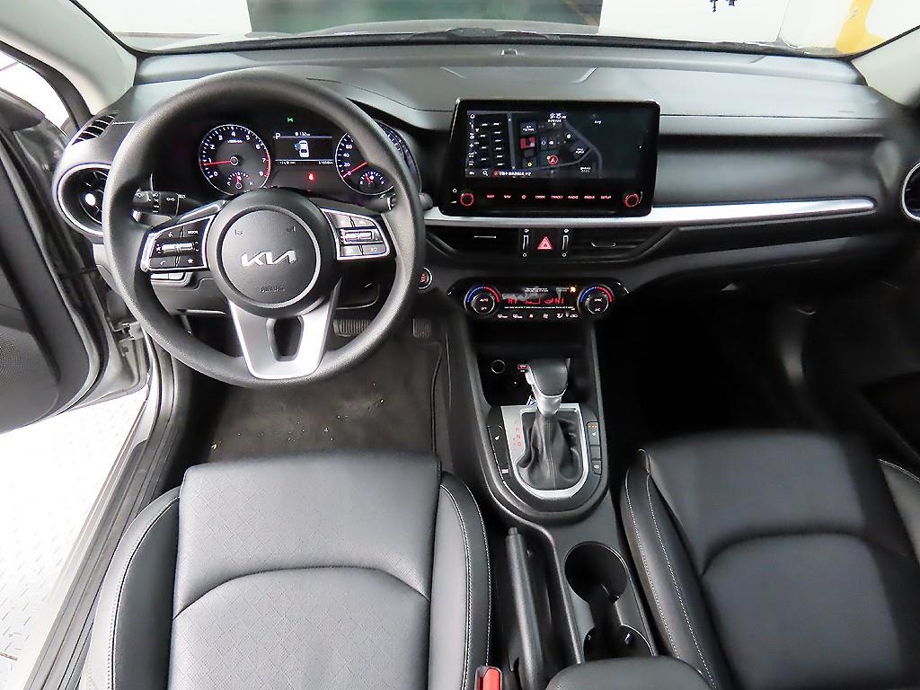 KIA K3 - Vista 6