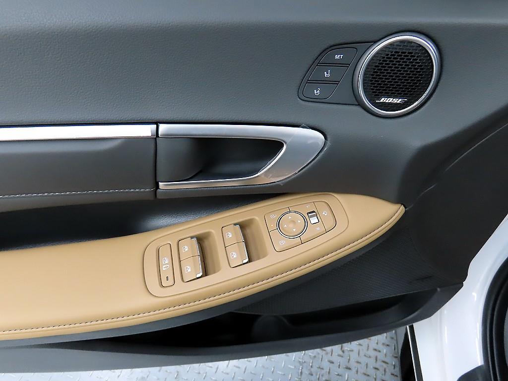 HYUNDAI Sonata - Vista 11