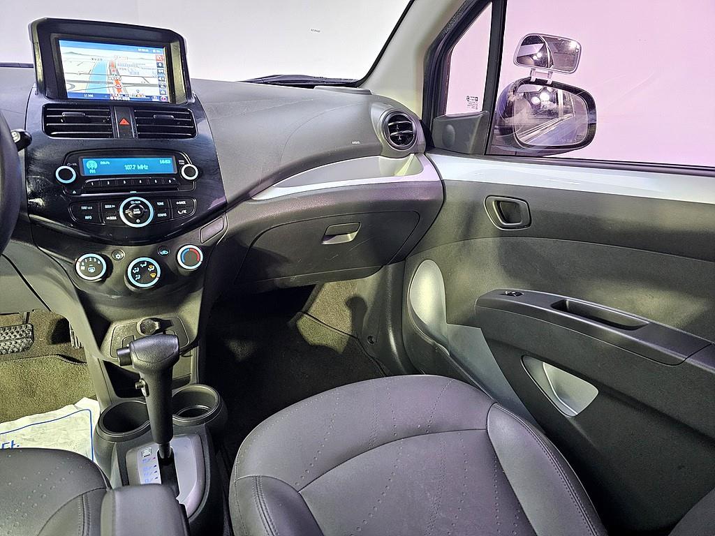 Chevrolet Spark - Vista 10