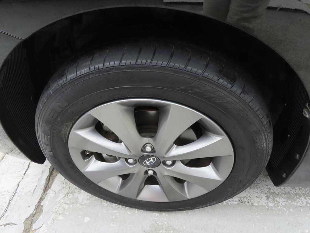 HYUNDAI Accent 2019 Negro - Importación desde Corea - HF Imports Iquique - Foto 19