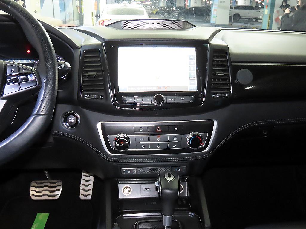 Ssangyong Rexton - Vista 11