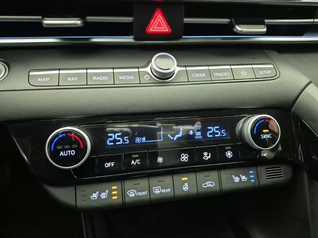 HYUNDAI Avante - Vista 10