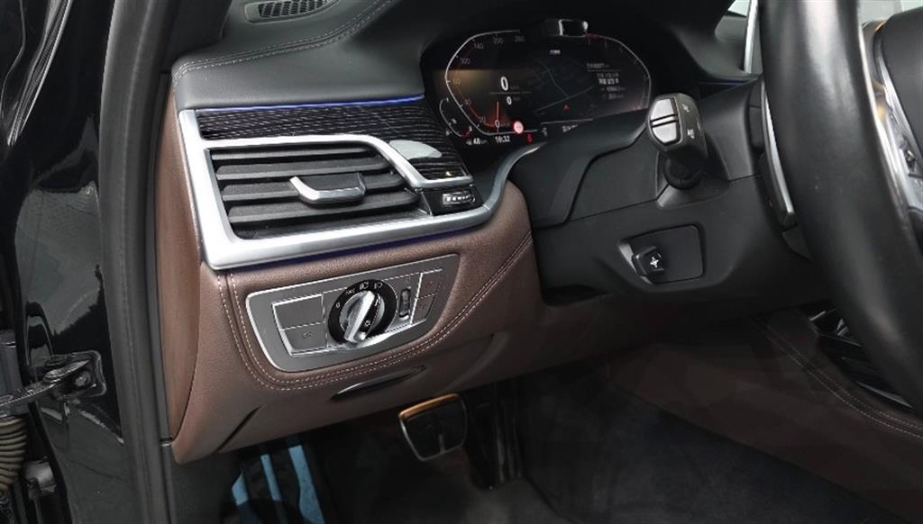 BMW 7 Series 2022 Negro - Importación desde Corea - HF Imports Iquique - Foto 13