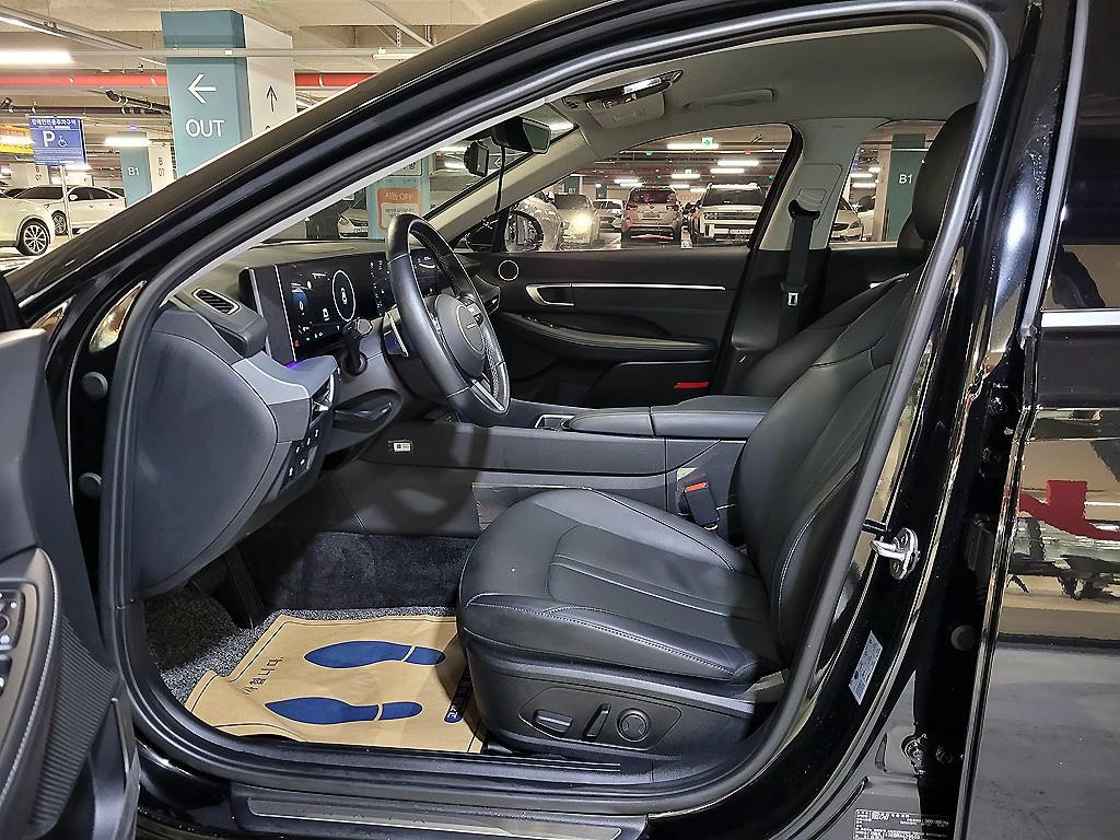 HYUNDAI Sonata - Vista 7