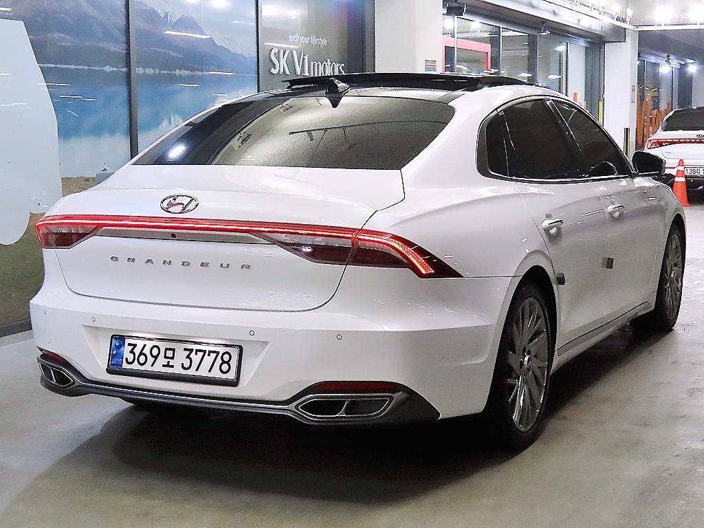 HYUNDAI Grandeur - Vista 4