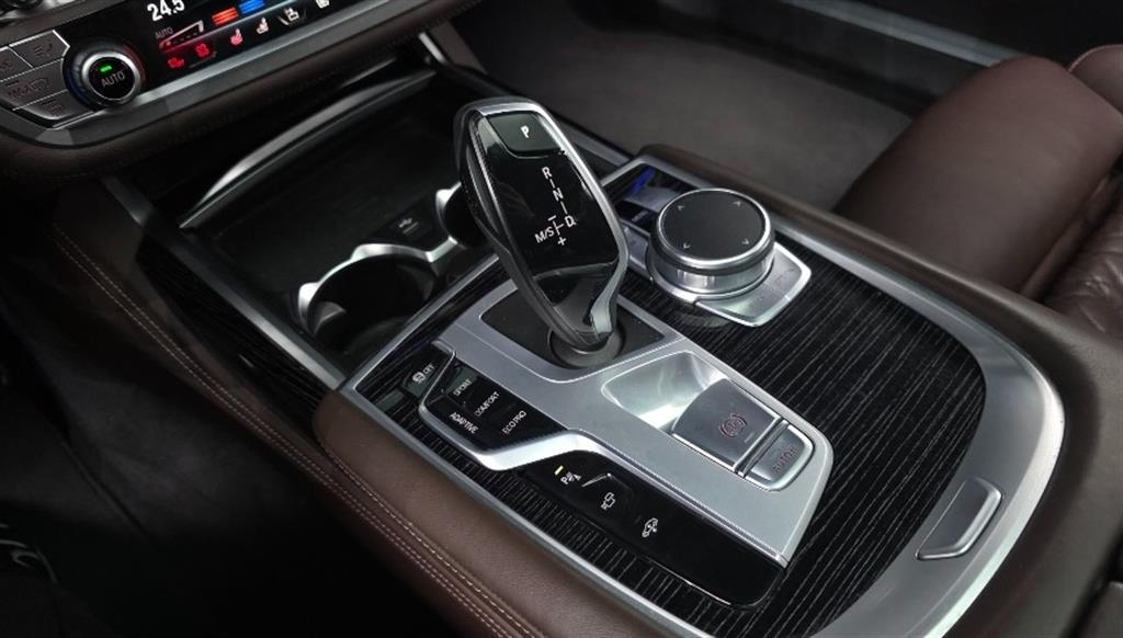 BMW 7 Series - Vista 9