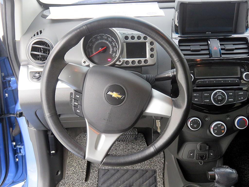 Chevrolet Spark - Vista 11