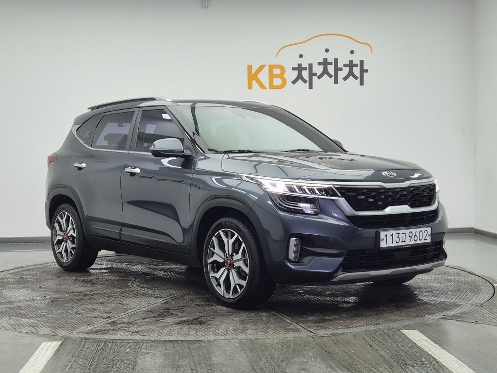 KIA Seltos - Vista 2