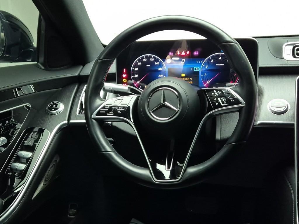 Mercedes Benz S Class - Vista 9