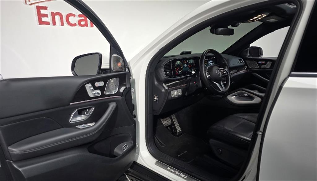 Mercedes Benz GLE Class - Vista 11