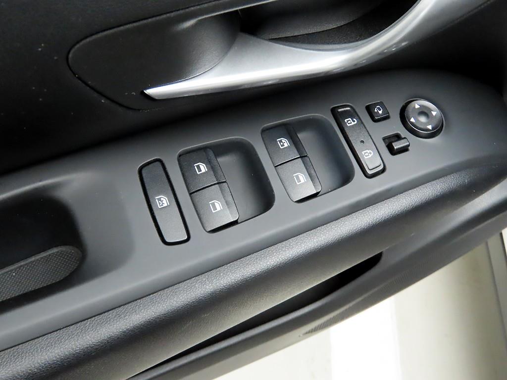 HYUNDAI Tucson - Vista 11