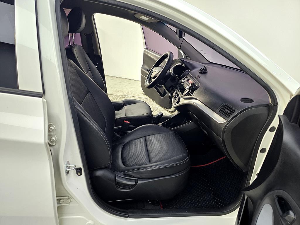 KIA Morning - Vista 11