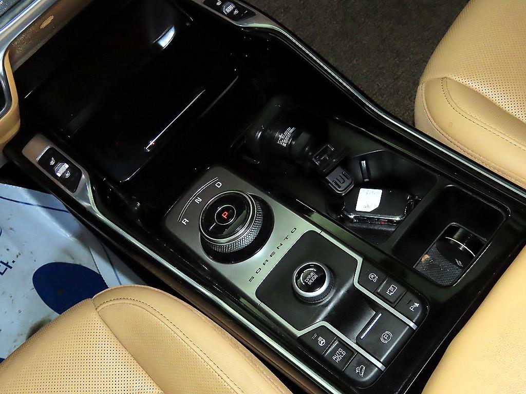 KIA Sorento - Vista 12