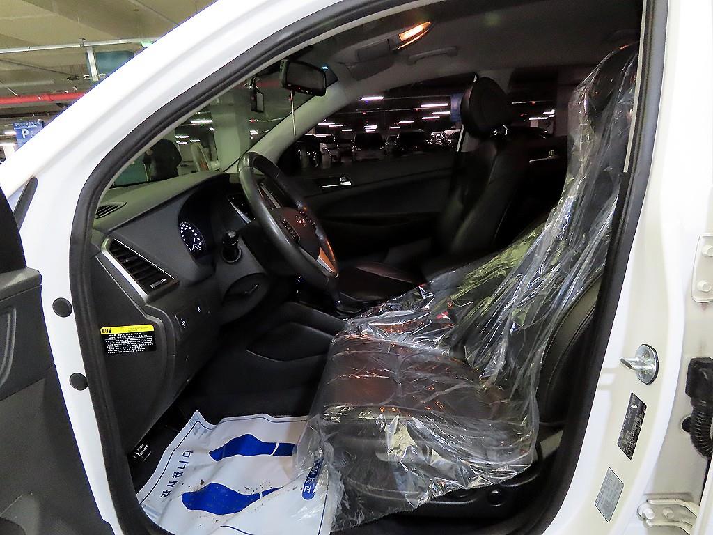 HYUNDAI Tucson - Vista 6