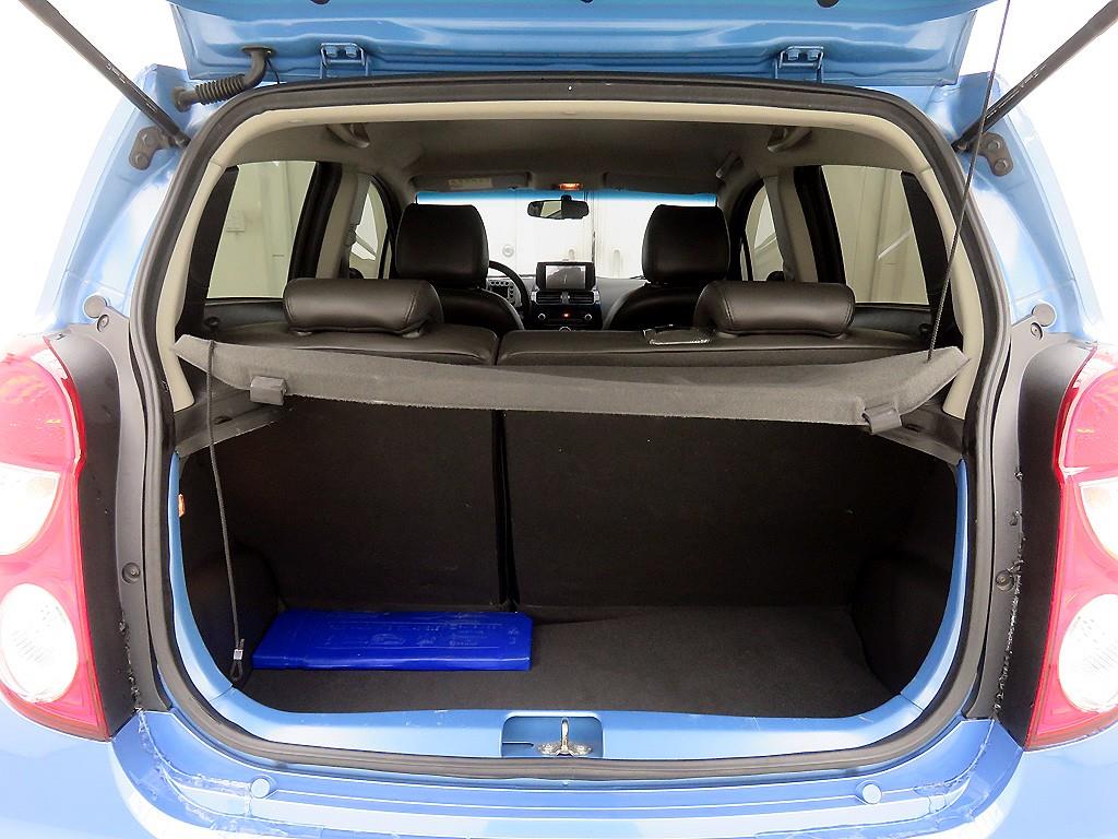 Chevrolet Spark - Vista 5