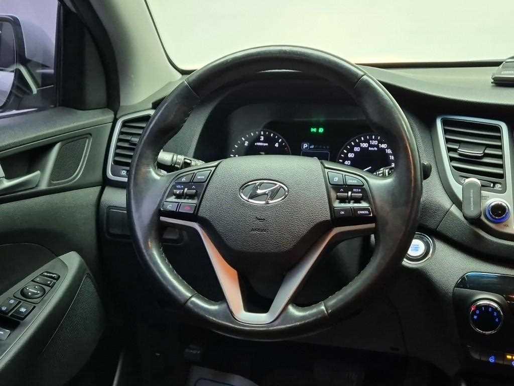 HYUNDAI Tucson - Vista 9