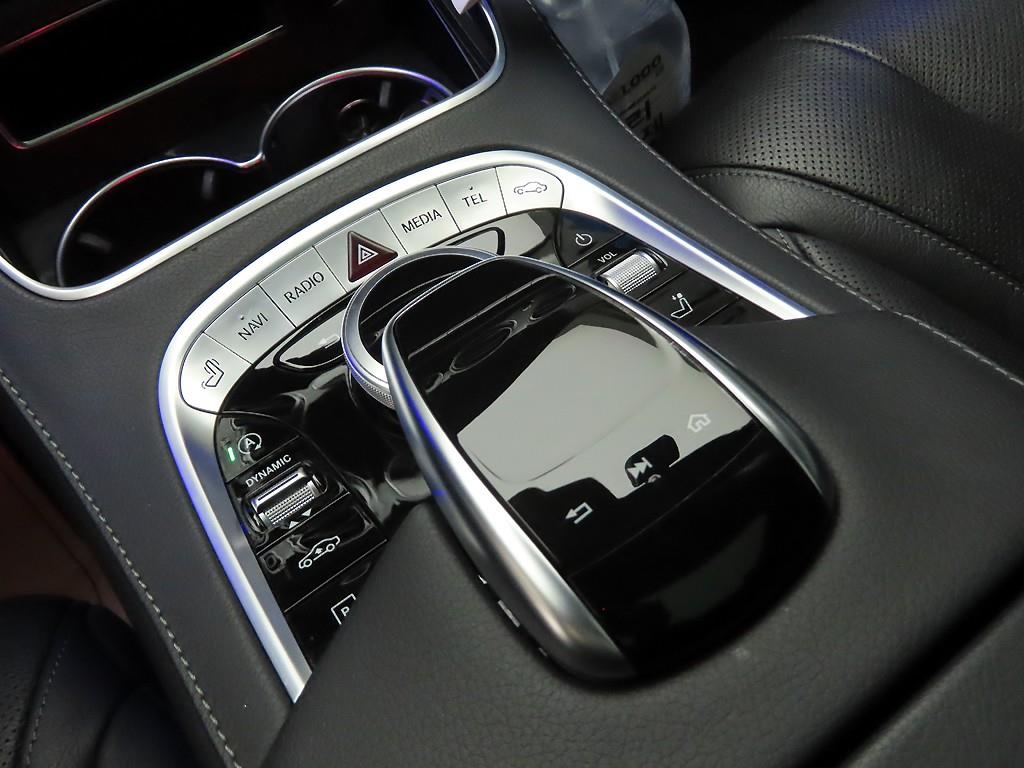 Mercedes Benz S Class - Vista 11