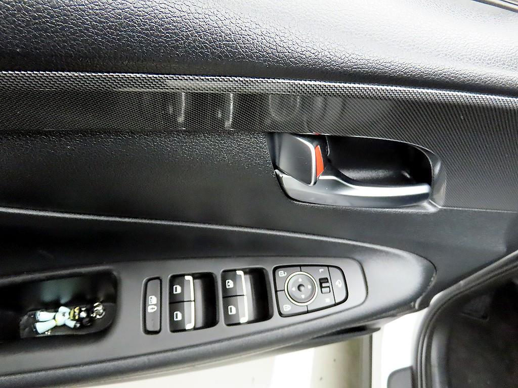 HYUNDAI Santa Fe - Vista 10