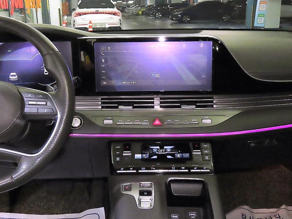 HYUNDAI Grandeur - Vista 7