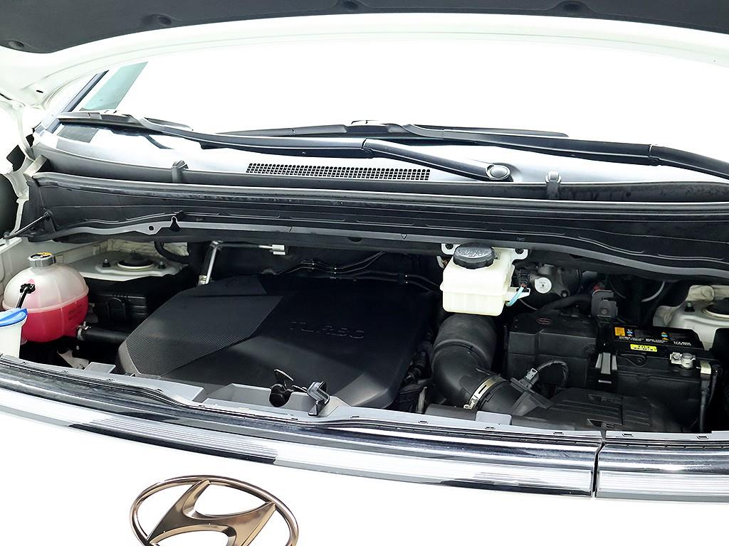 HYUNDAI Staria 2023 Blanco - Importación desde Corea - HF Imports Iquique - Foto 8